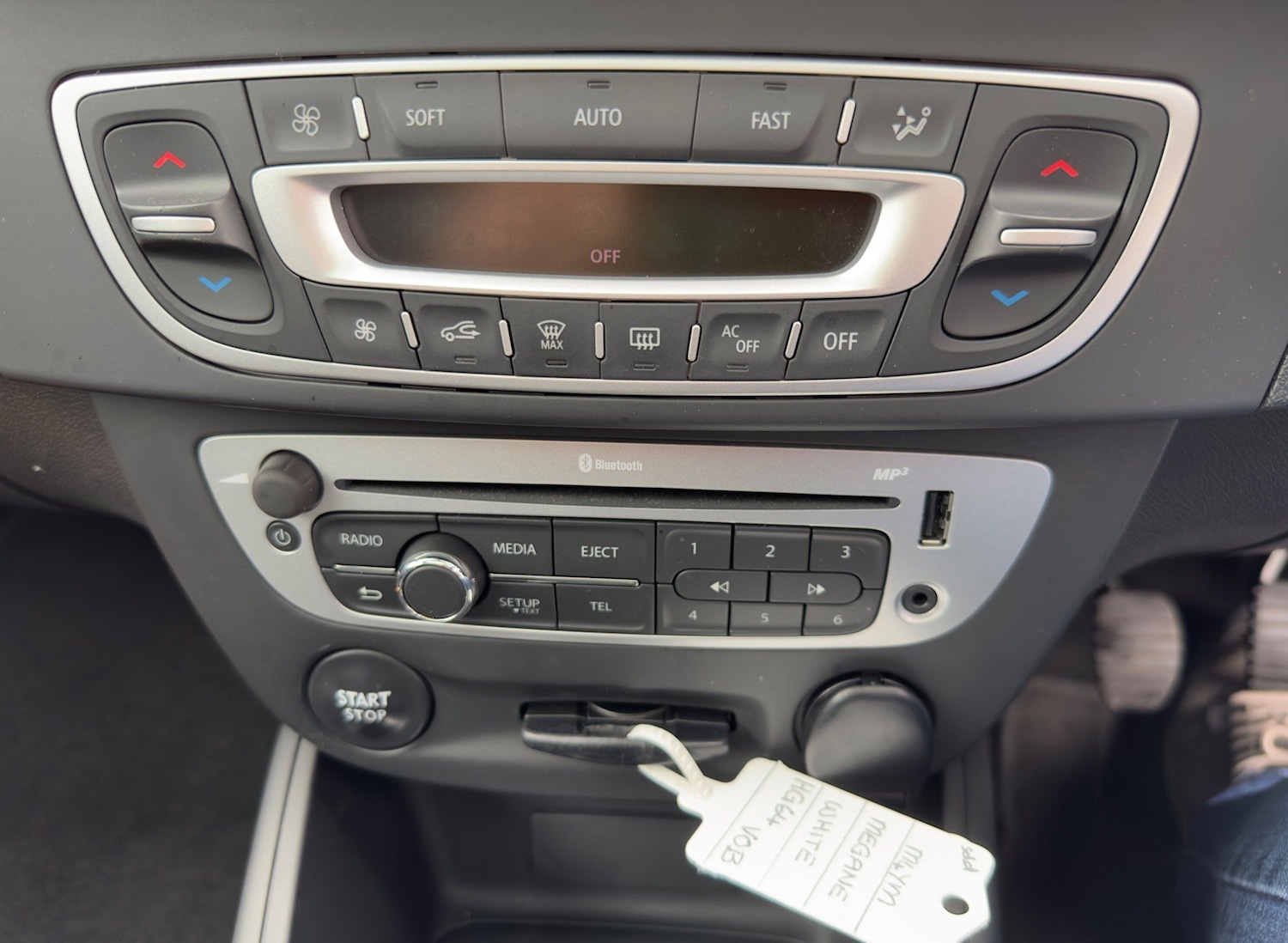 Used Renault Megane 2015 for sale - 76990393: Photo 11