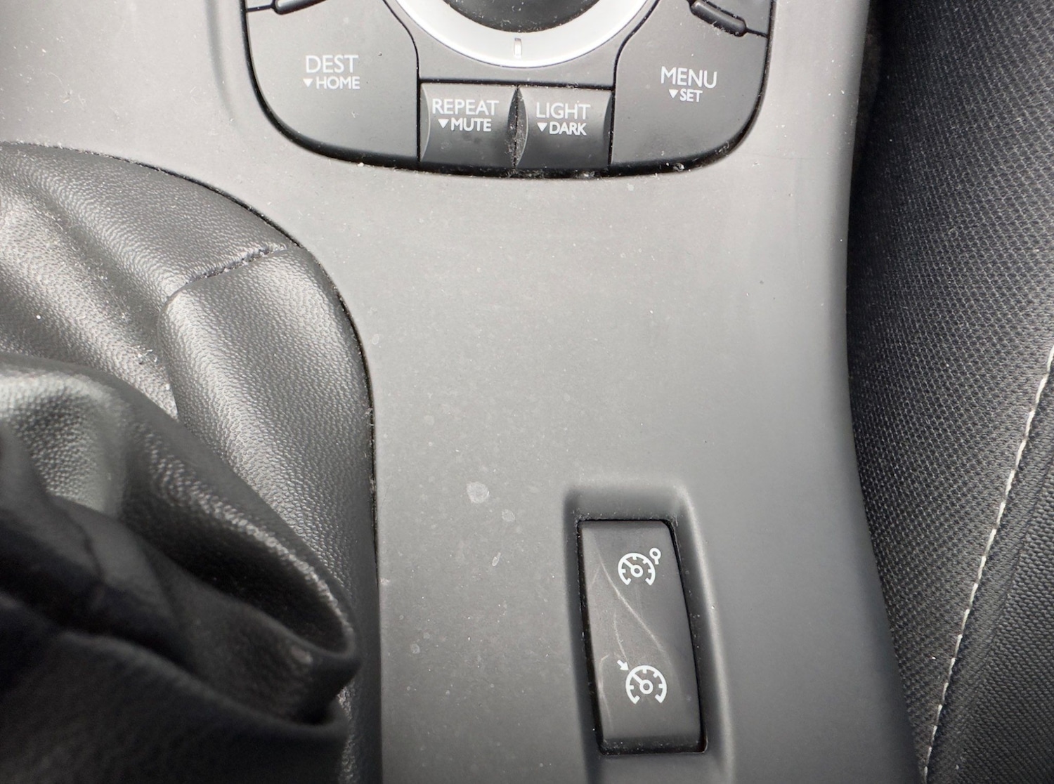 Used Renault Megane 2015 for sale - 76990393: Photo 13