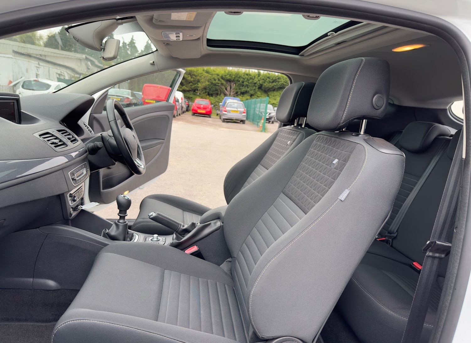 Used Renault Megane 2015 for sale - 76990393: Photo 22