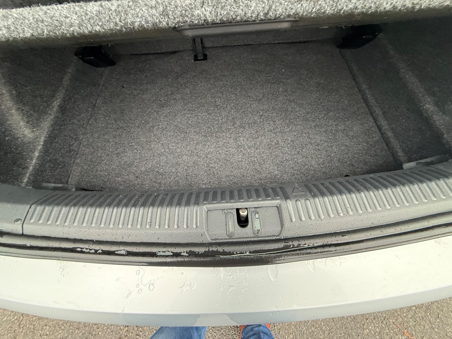 Used Volkswagen Polo 2011 for sale - 76472377: Photo 24