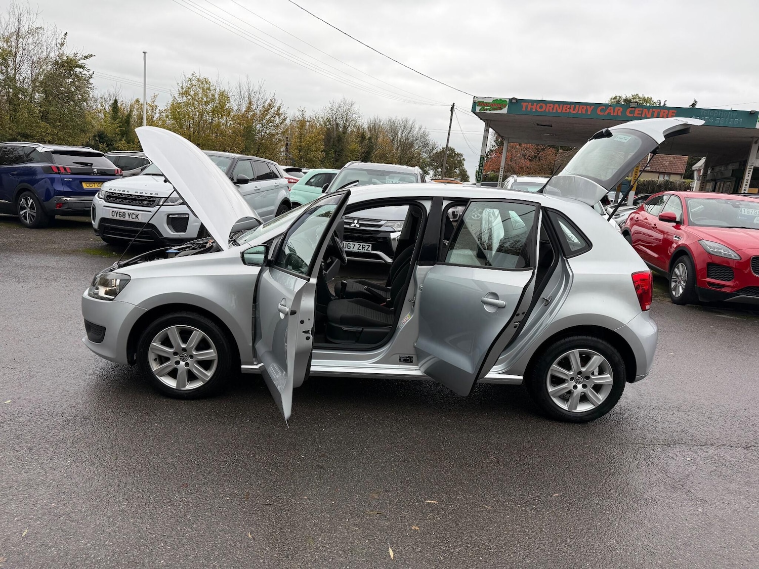 Used Volkswagen Polo 2011 for sale - 76472377: Photo 27