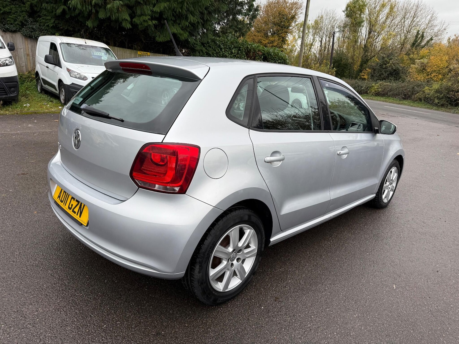 Used Volkswagen Polo 2011 for sale - 76472377: Photo 7