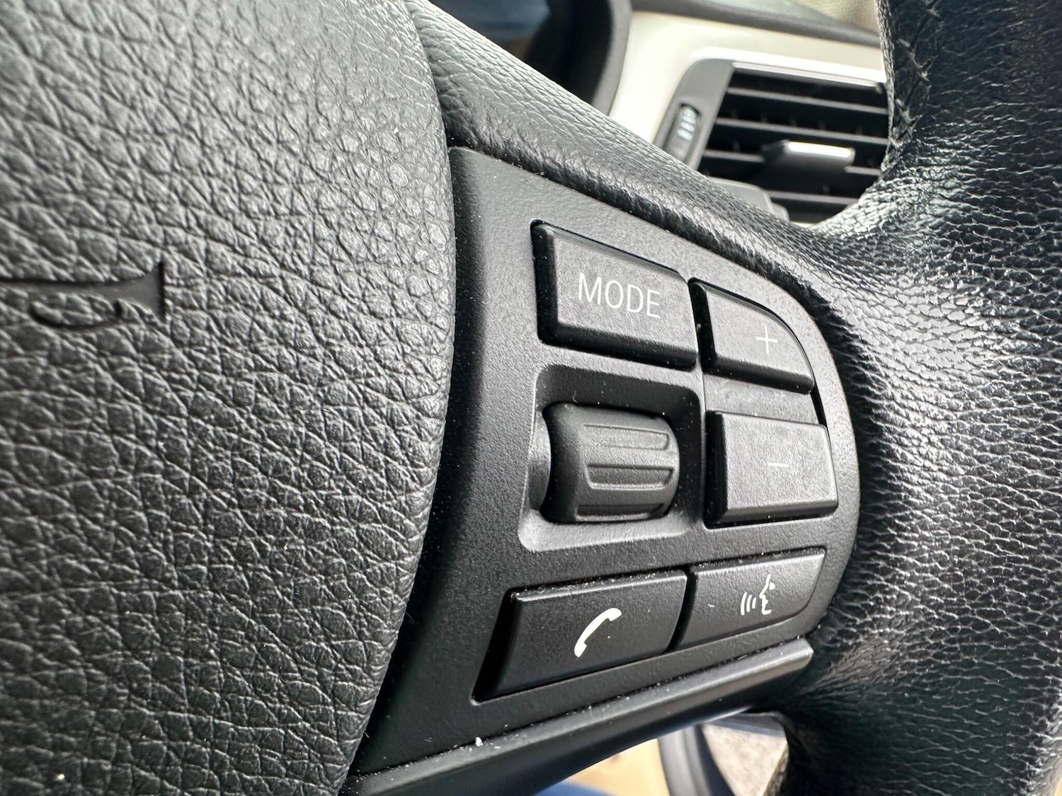 Used BMW 3 Series 2014 for sale - 76988070: Photo 18