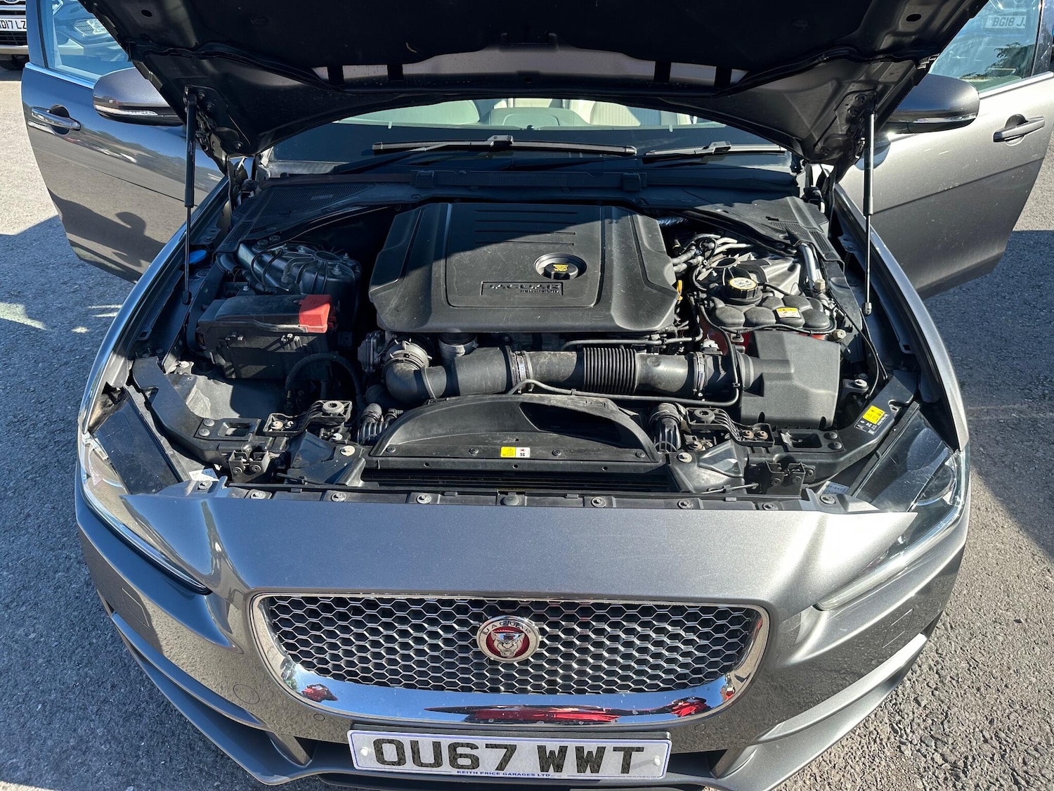 Used Jaguar XE 2017 for sale - 76032199: Photo 37
