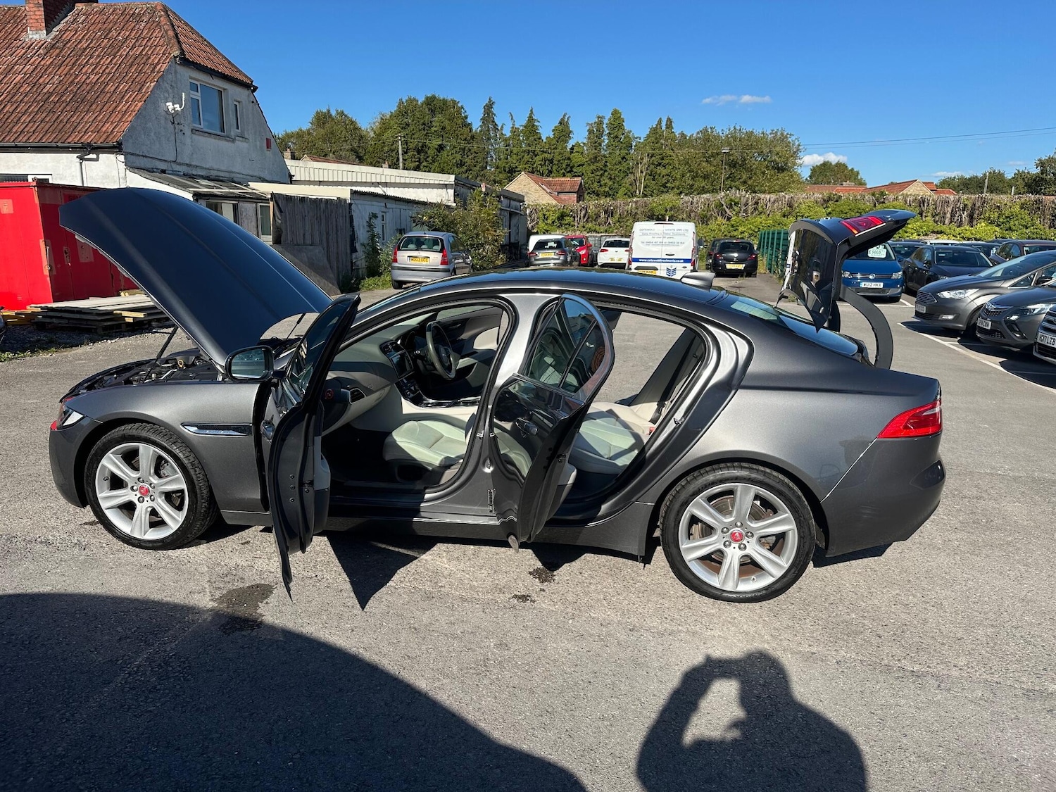 Used Jaguar XE 2017 for sale - 76032199: Photo 38