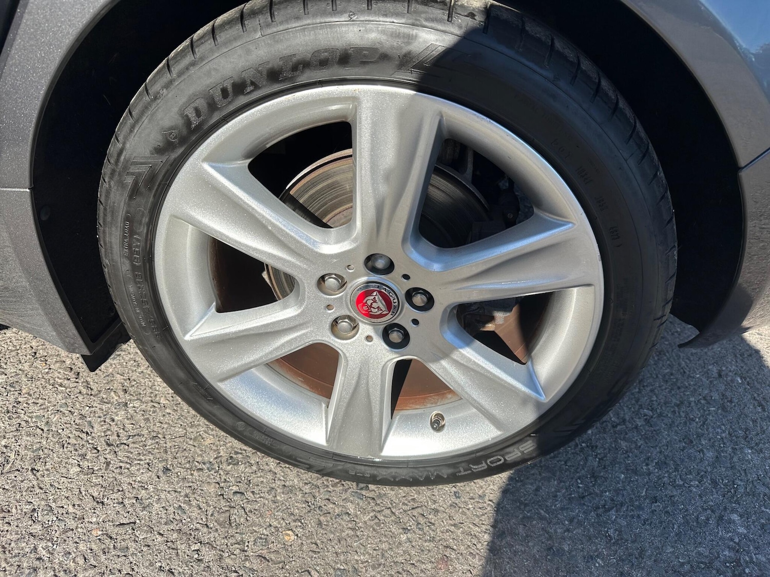 Used Jaguar XE 2017 for sale - 76032199: Photo 43