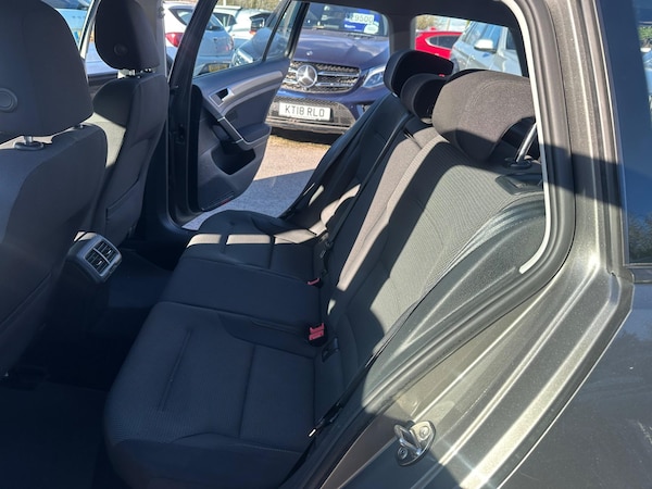 Used Volkswagen Golf 2015 for sale - 76109624: Photo 21