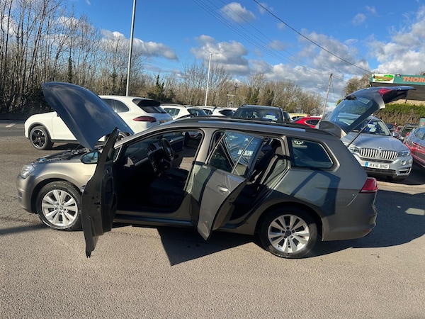 Used Volkswagen Golf 2015 for sale - 76109624: Photo 31