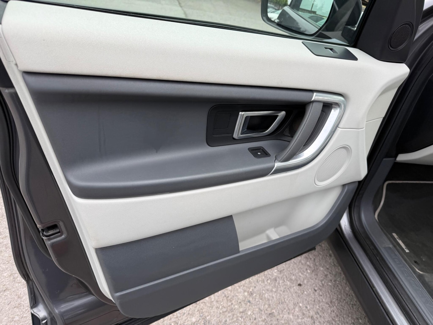 Used Land Rover Discovery Sport 2016 for sale - 77646645: Photo 20