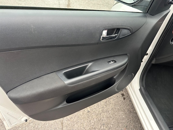Used Hyundai i20 2013 for sale - 76270951: Photo 17