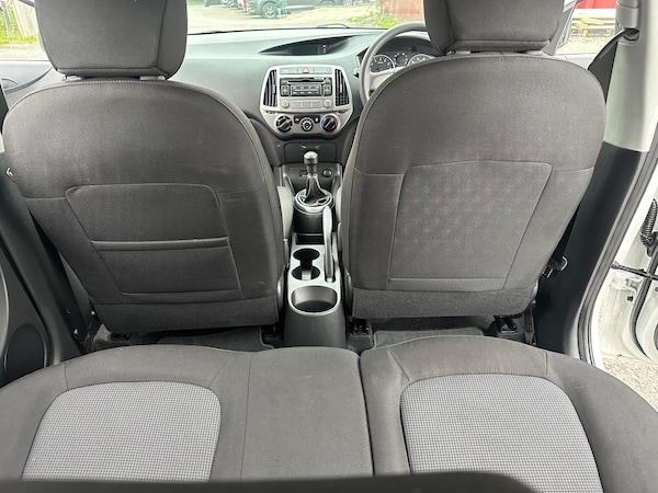 Used Hyundai i20 2013 for sale - 76270951: Photo 23