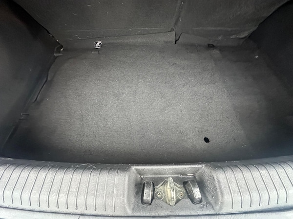 Used Hyundai i20 2013 for sale - 76270951: Photo 24
