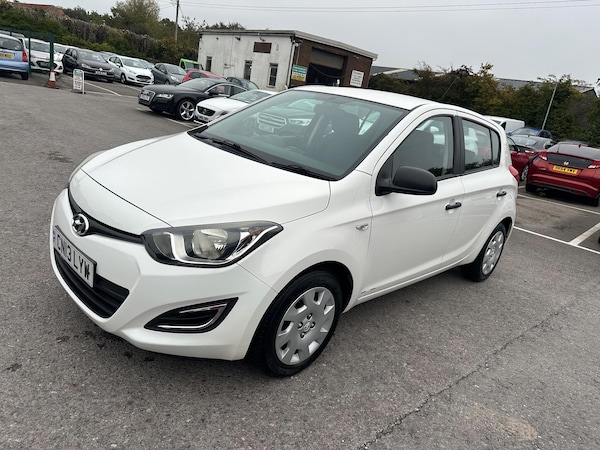 Used Hyundai i20 2013 for sale - 76270951: Photo 4