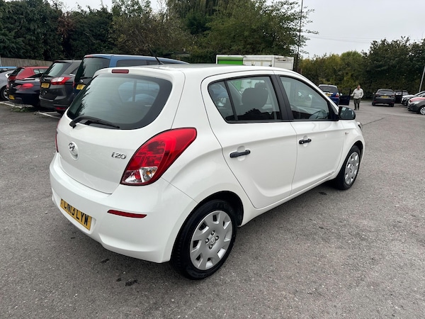 Used Hyundai i20 2013 for sale - 76270951: Photo 7
