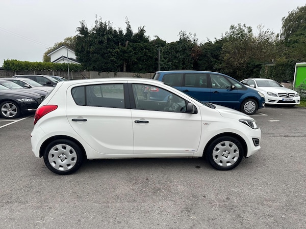 Used Hyundai i20 2013 for sale - 76270951: Photo 8