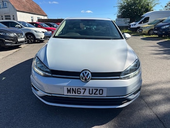 Used Volkswagen Golf 2017 for sale - 76137216: Photo