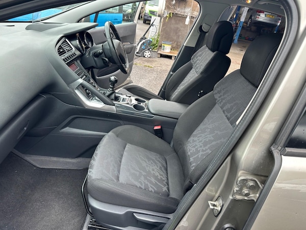 Used Peugeot 3008 2012 for sale - 76072895: Photo 16