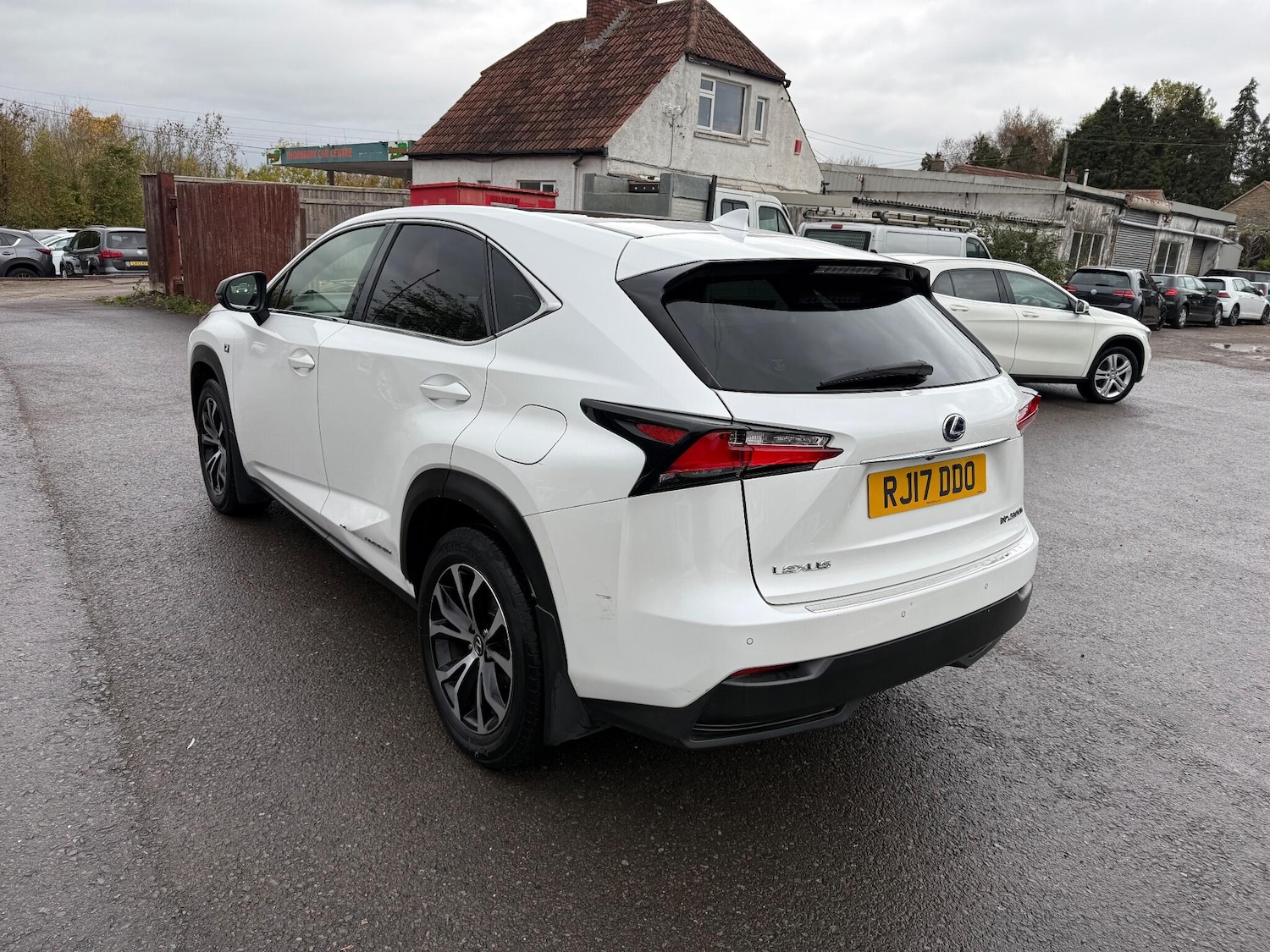 Used Lexus NX 2017 for sale - 76472853: Photo 3