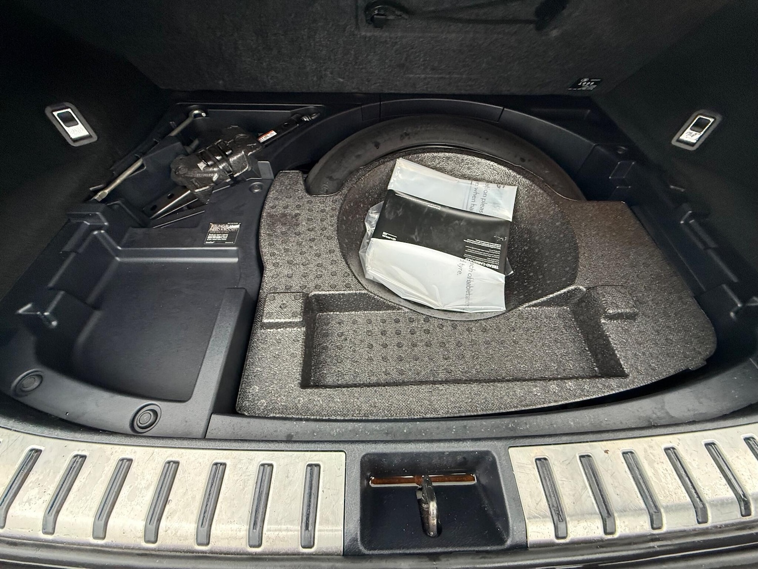 Used Lexus NX 2017 for sale - 76472853: Photo 33