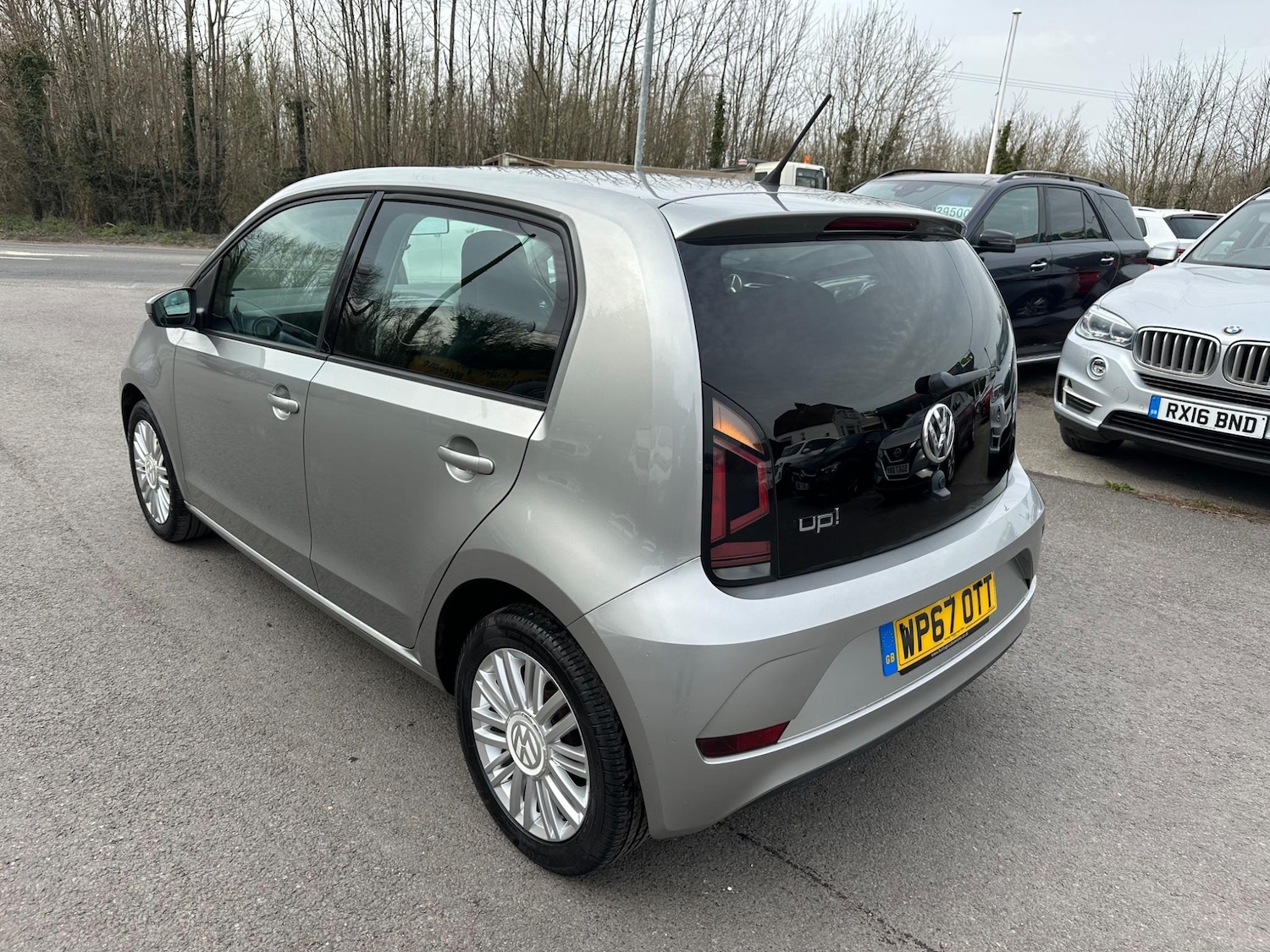 Used Volkswagen up! 2017 for sale - 76996759: Photo 5