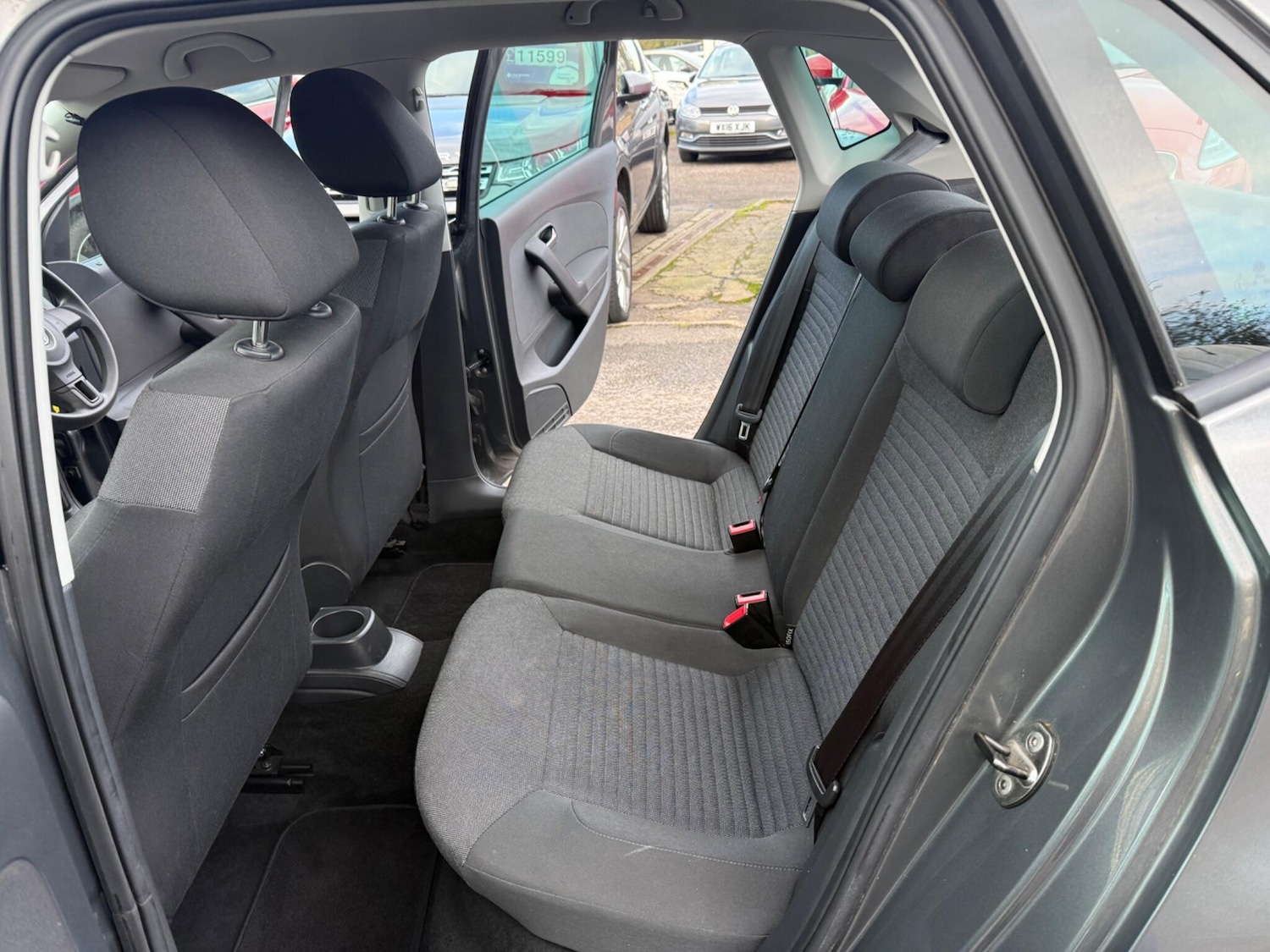 Used Volkswagen Polo 2012 for sale - 77358495: Photo 17