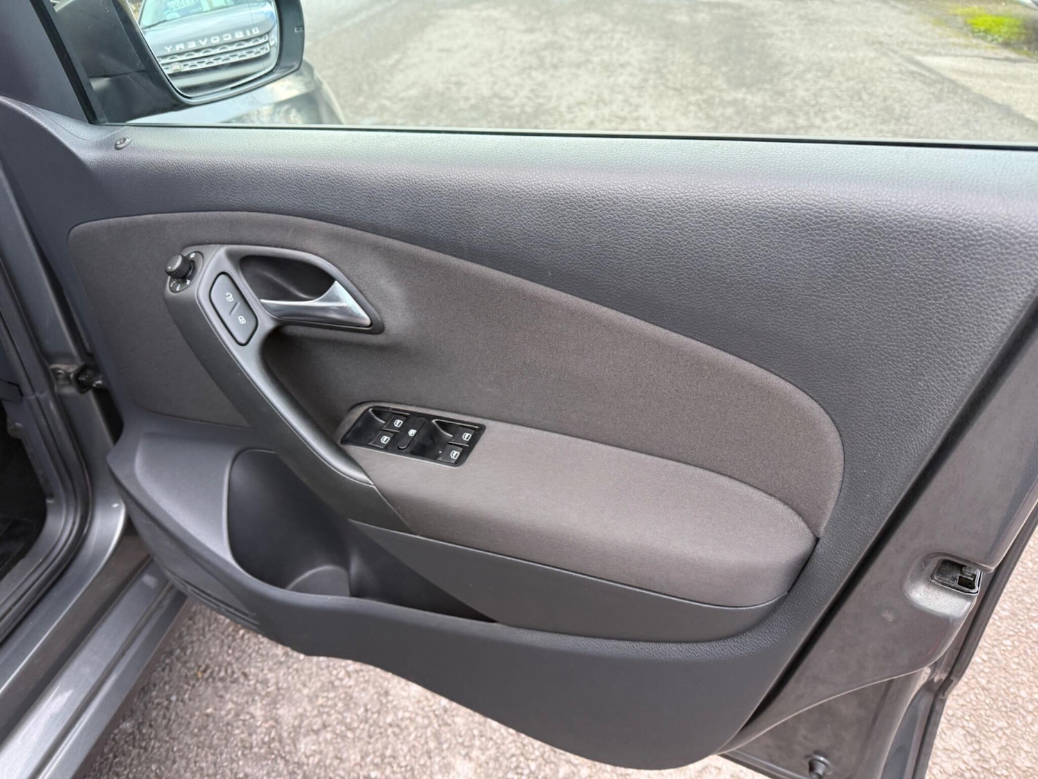 Used Volkswagen Polo 2012 for sale - 77358495: Photo 19