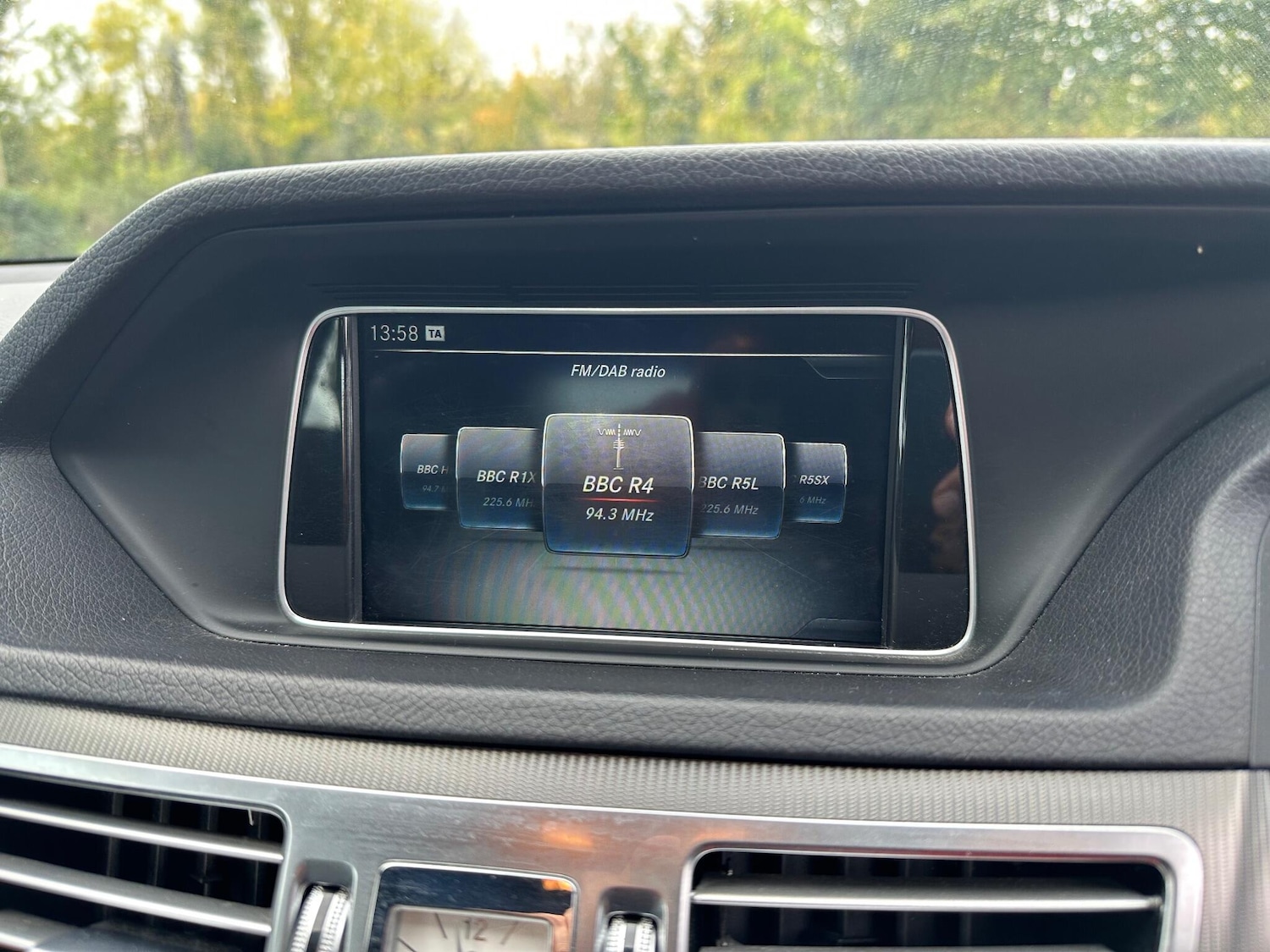 Used Mercedes-Benz E Class 2016 for sale - 76633764: Photo 10