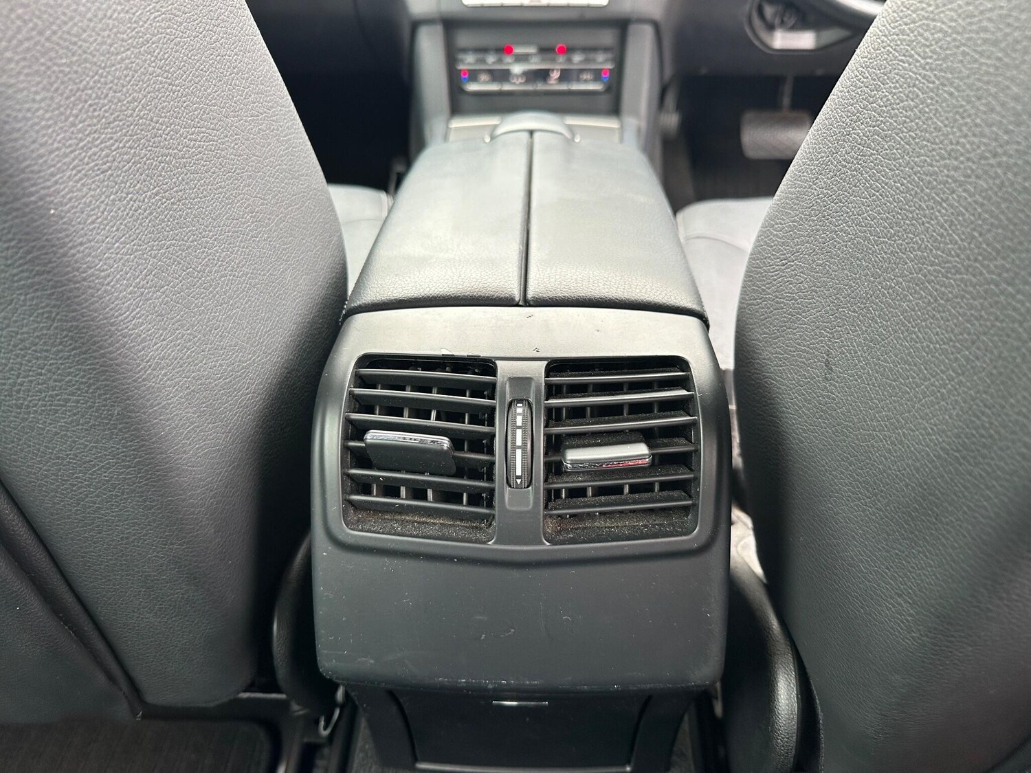 Used Mercedes-Benz E Class 2016 for sale - 76633764: Photo 18