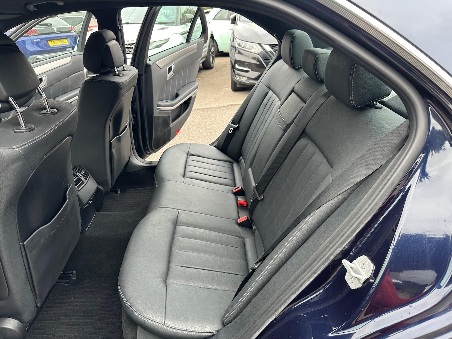 Used Mercedes-Benz E Class 2016 for sale - 76633764: Photo 26