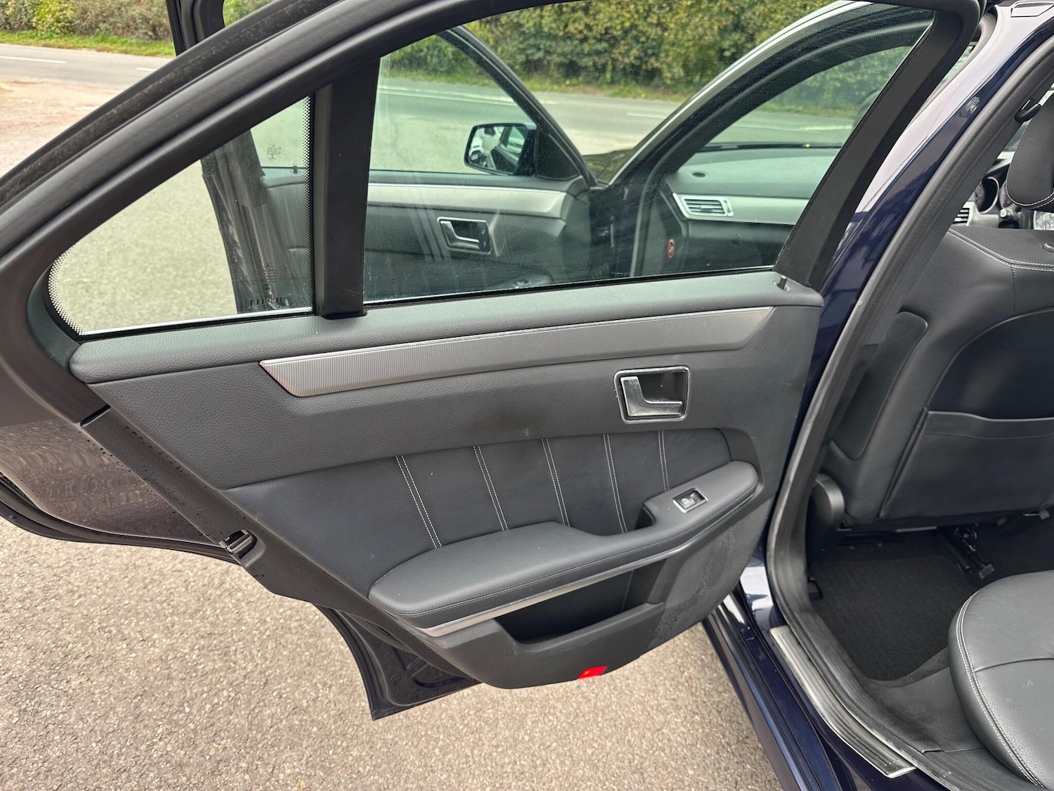 Used Mercedes-Benz E Class 2016 for sale - 76633764: Photo 27