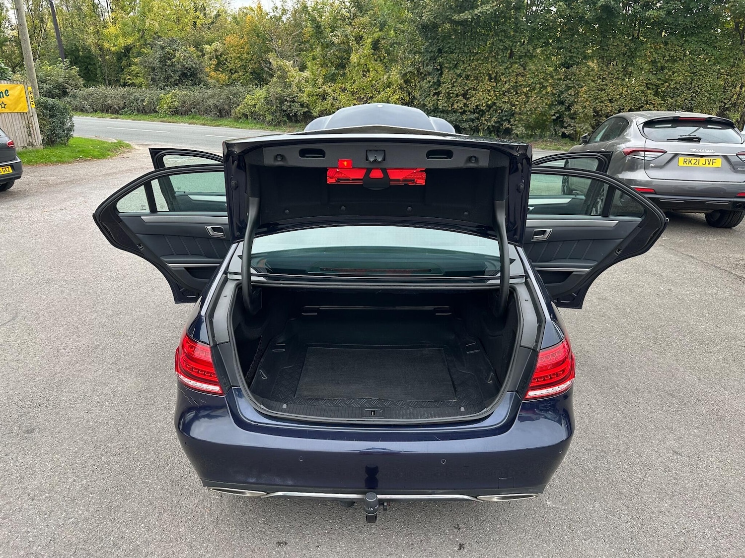 Used Mercedes-Benz E Class 2016 for sale - 76633764: Photo 37