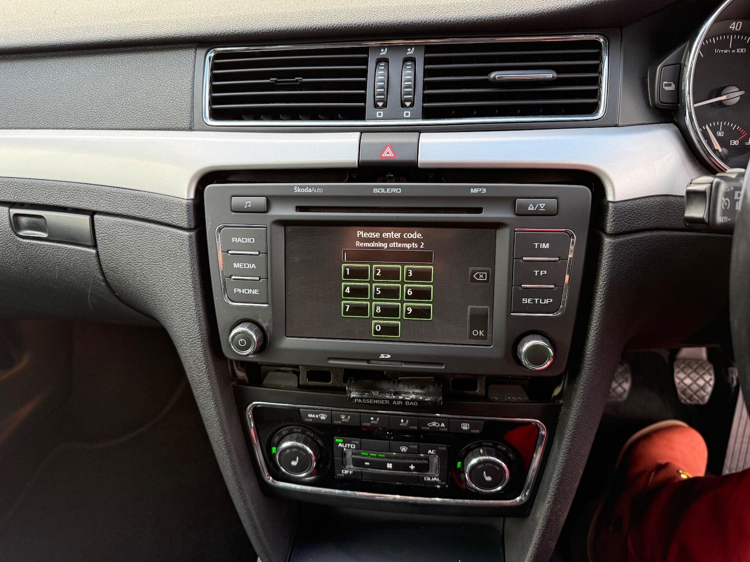 Used Skoda Superb 2010 for sale - 76388681: Photo 10