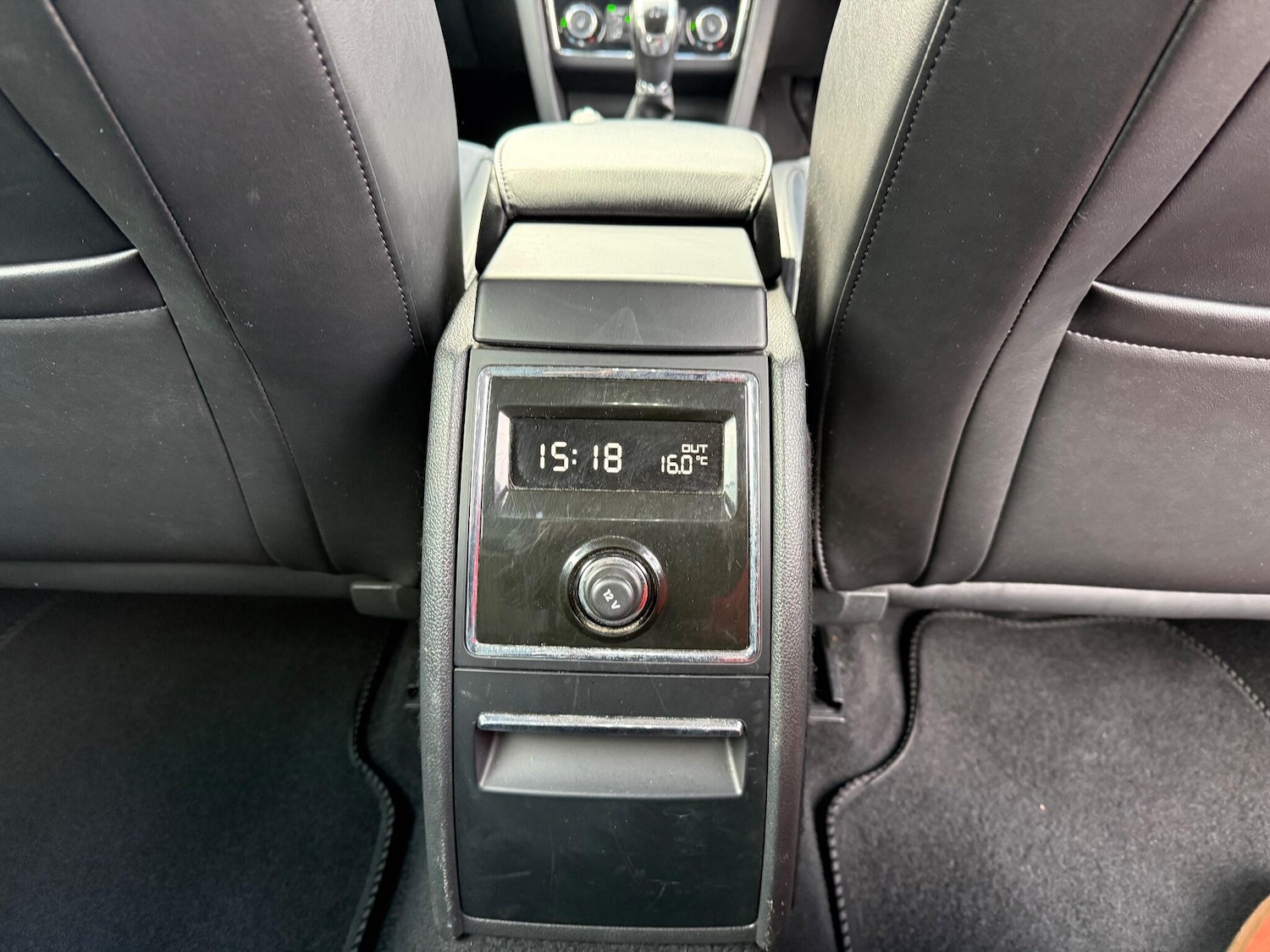 Used Skoda Superb 2010 for sale - 76388681: Photo 14