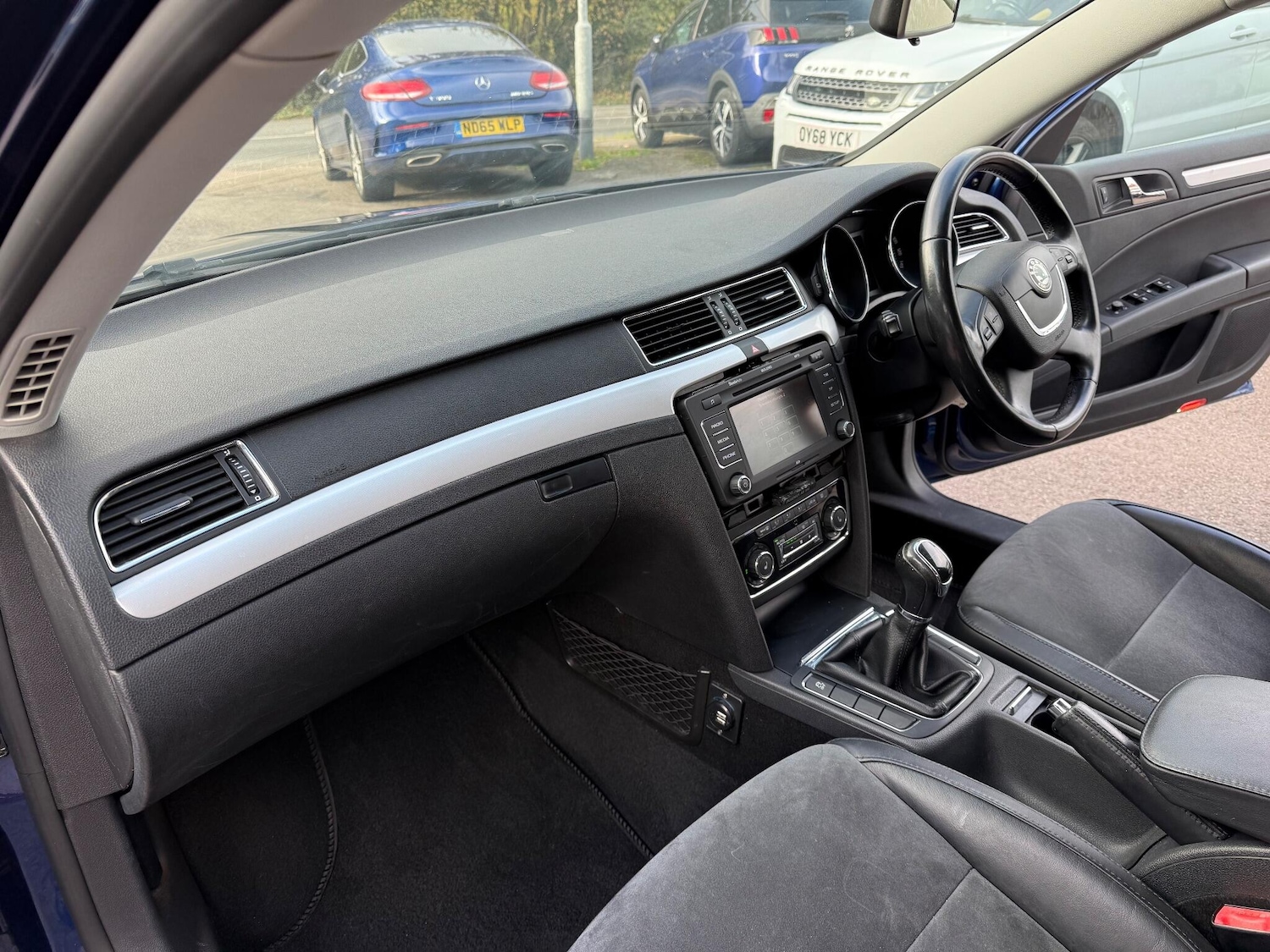 Used Skoda Superb 2010 for sale - 76388681: Photo 15