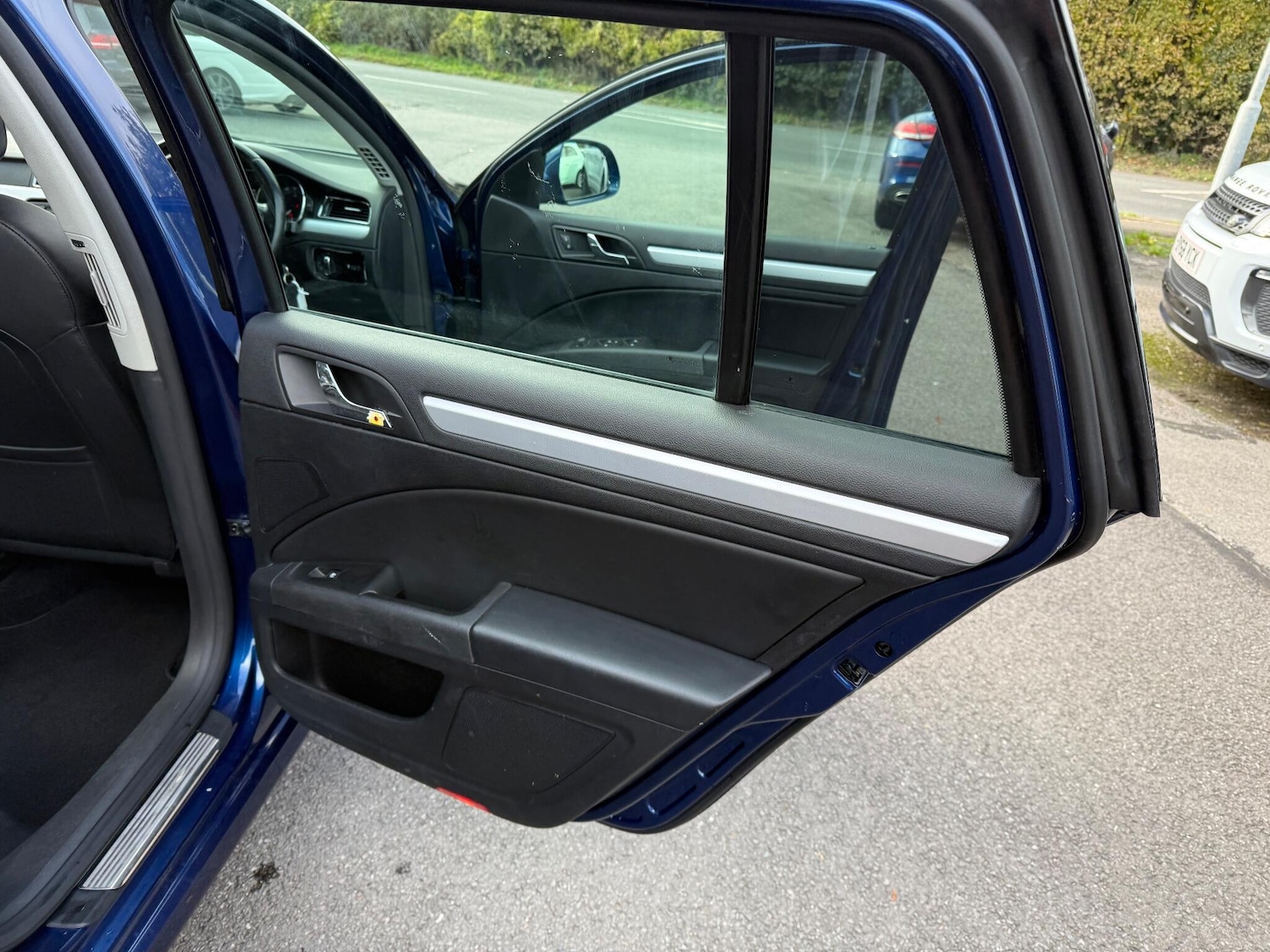 Used Skoda Superb 2010 for sale - 76388681: Photo 24