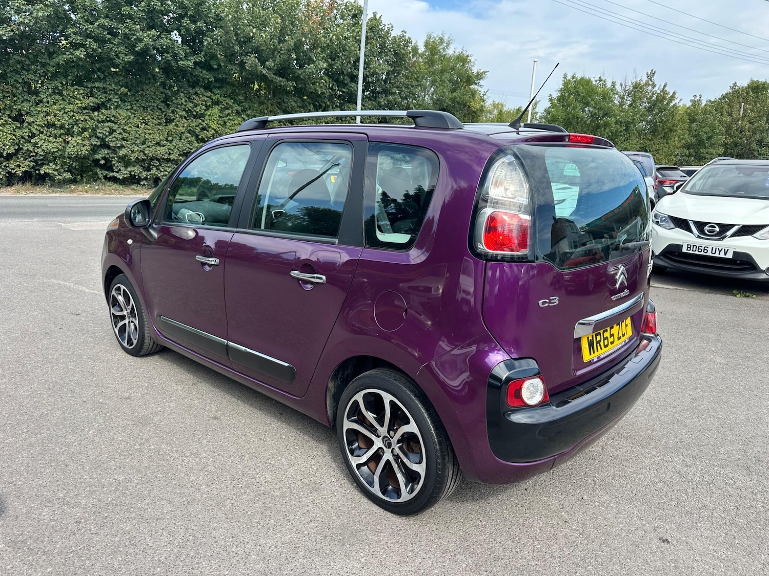 Vehicle 3
