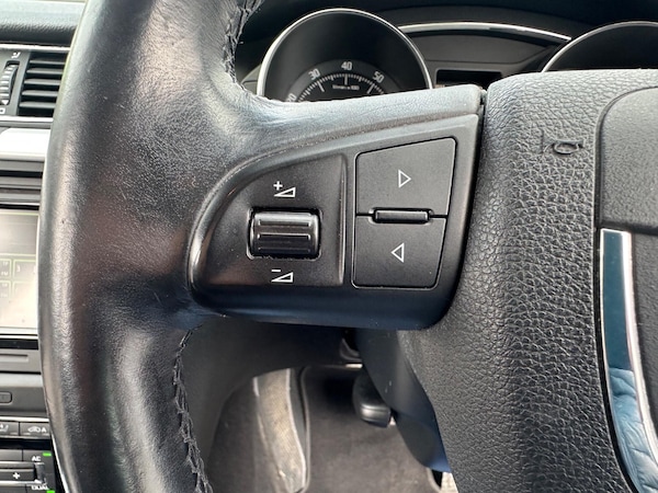 Used Skoda Superb 2010 for sale - 75989907: Photo 16