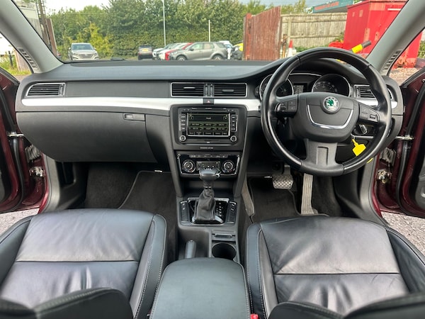 Used Skoda Superb 2010 for sale - 75989907: Photo 19