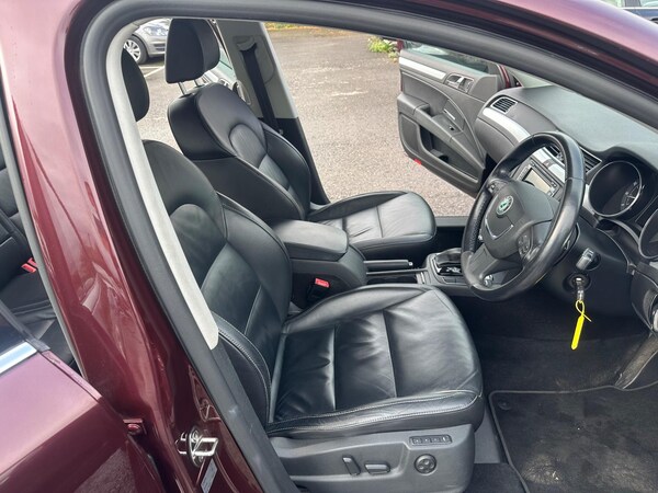 Used Skoda Superb 2010 for sale - 75989907: Photo 32
