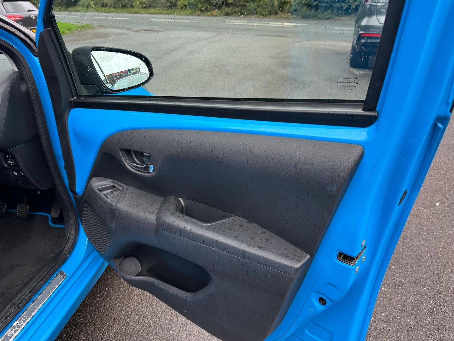 Vehicle 21