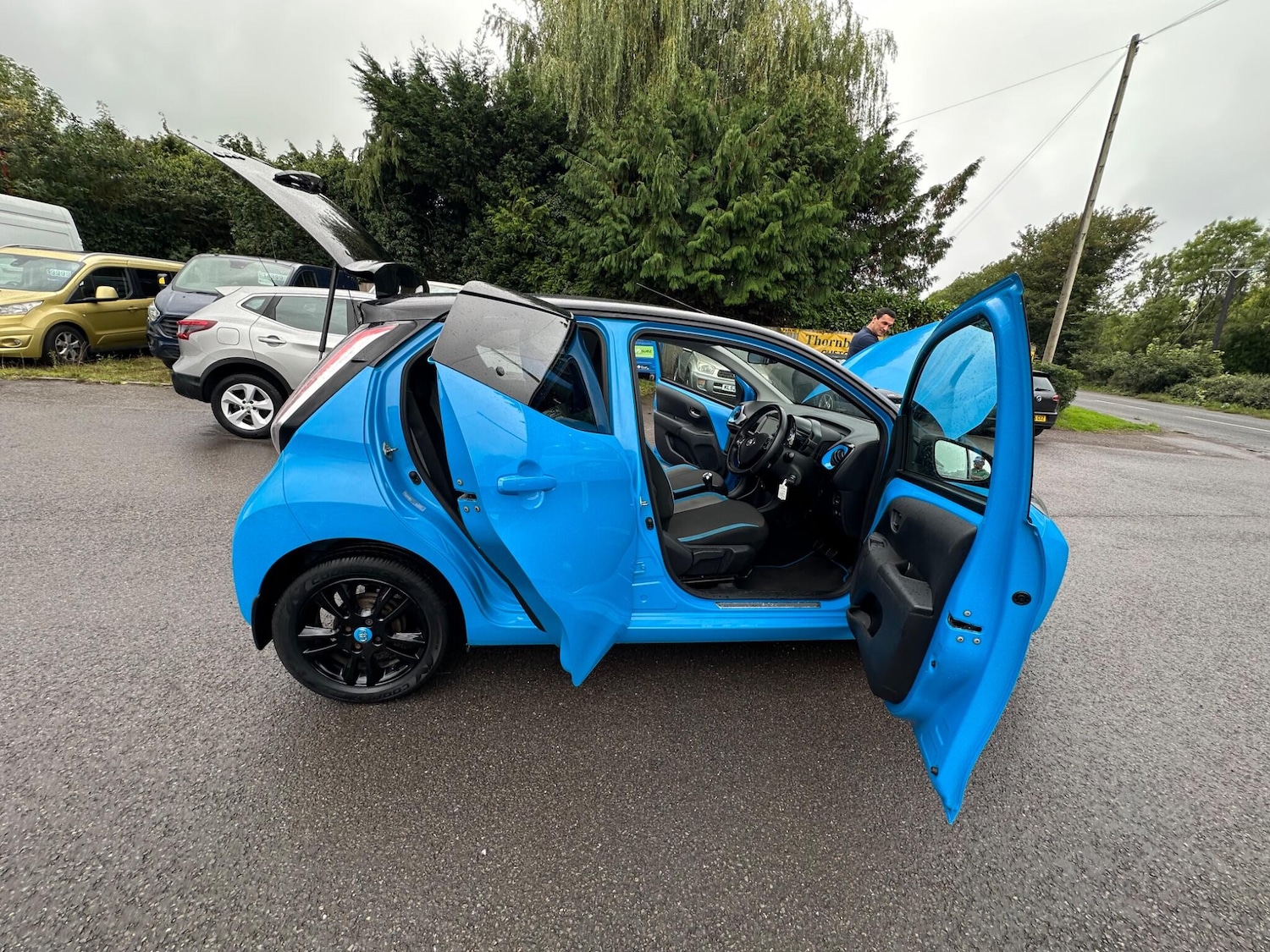 Vehicle 28