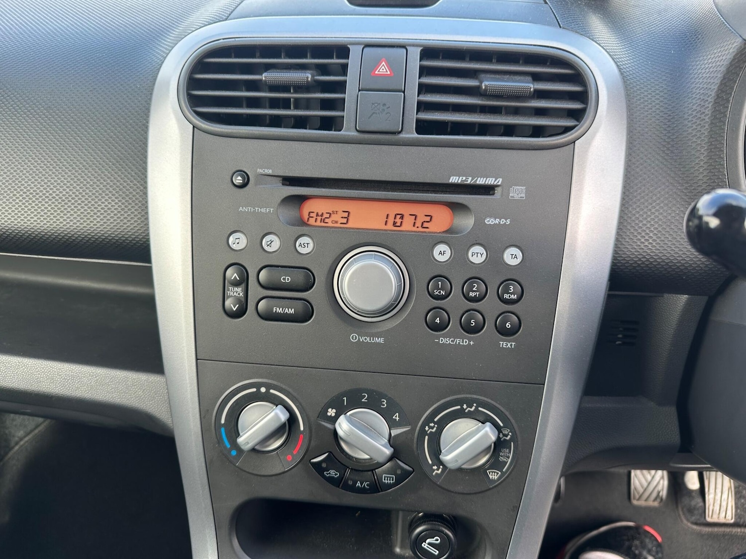 Used Suzuki Splash 2010 for sale - 76990118: Photo 10