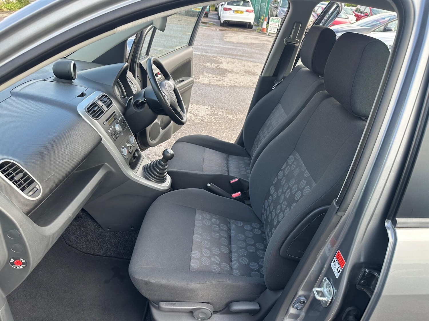 Used Suzuki Splash 2010 for sale - 76990118: Photo 14