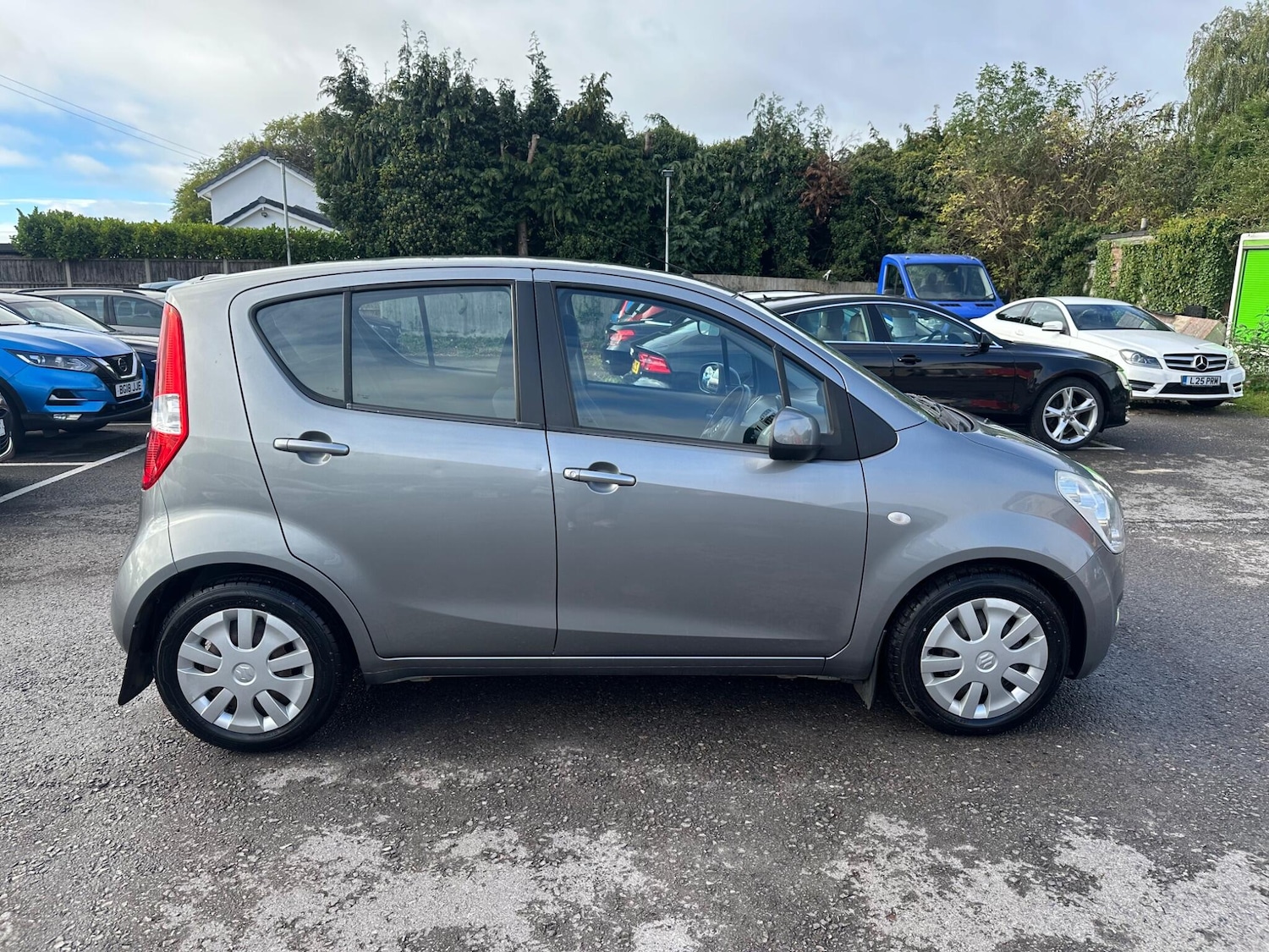 Used Suzuki Splash 2010 for sale - 76990118: Photo 8