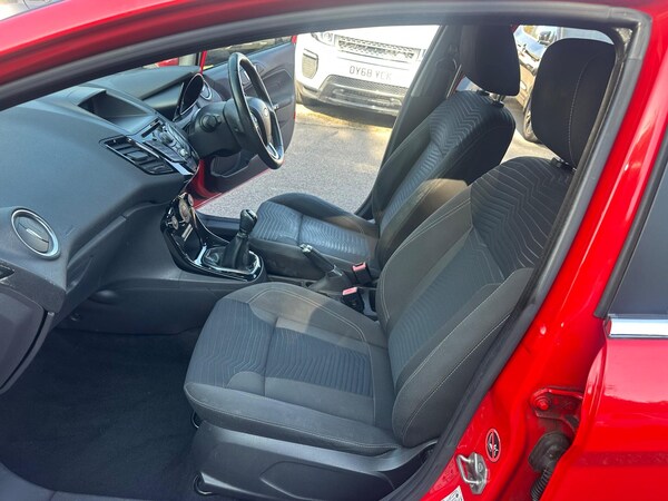 Used Ford Fiesta 2013 for sale - 76122385: Photo 17