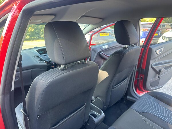 Used Ford Fiesta 2013 for sale - 76122385: Photo 19