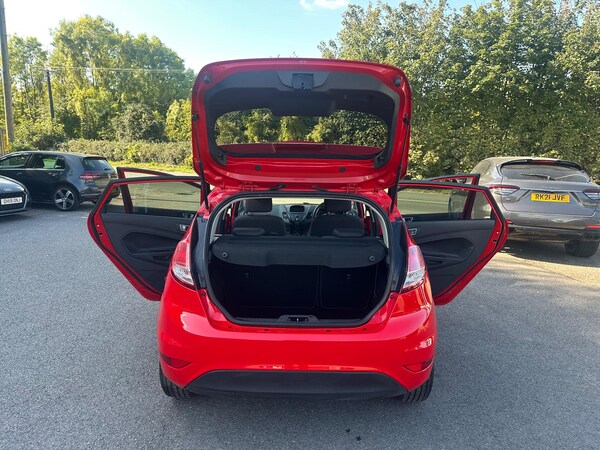 Used Ford Fiesta 2013 for sale - 76122385: Photo 28