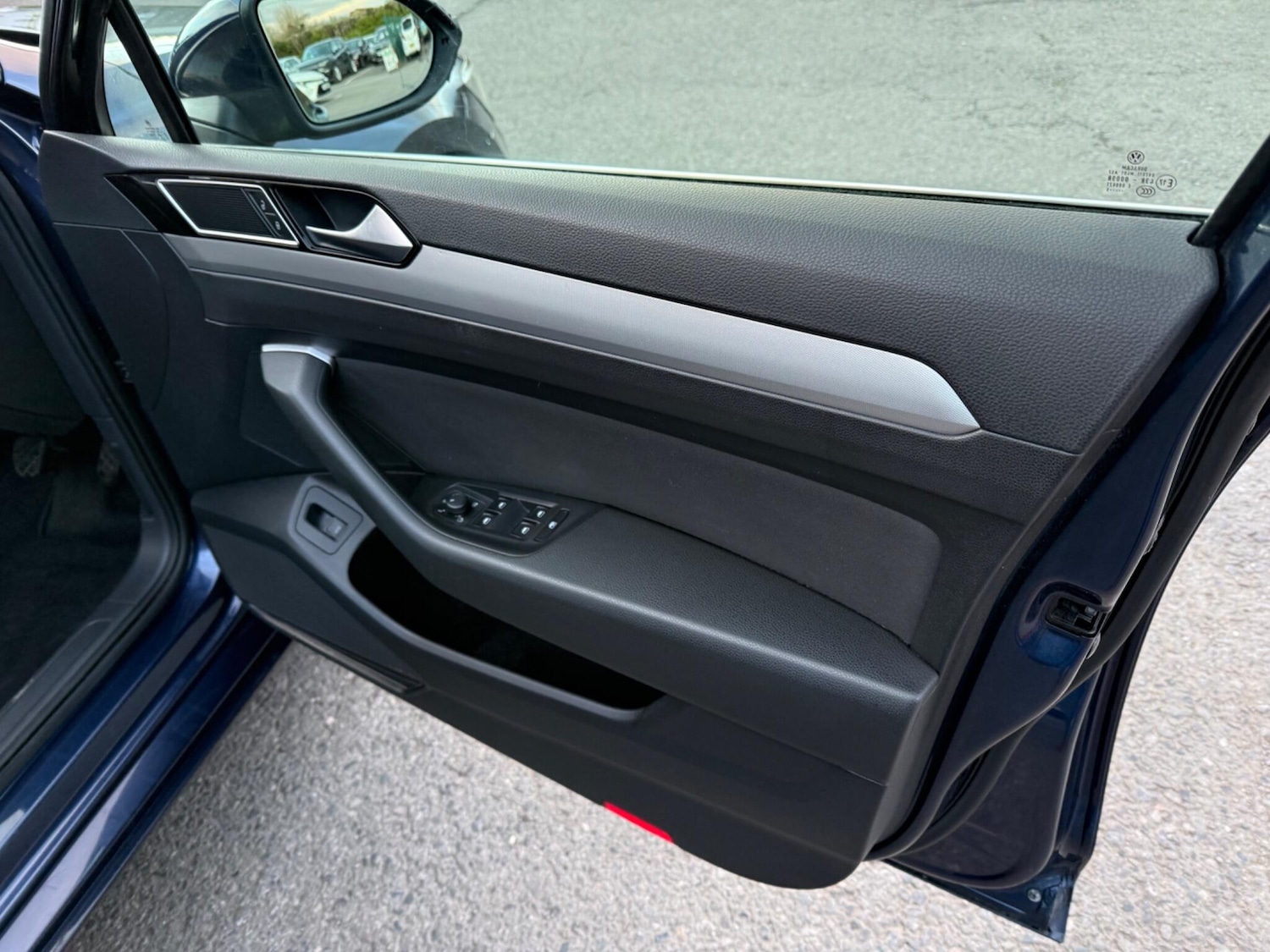 Used Volkswagen Passat 2015 for sale - 77598049: Photo 27