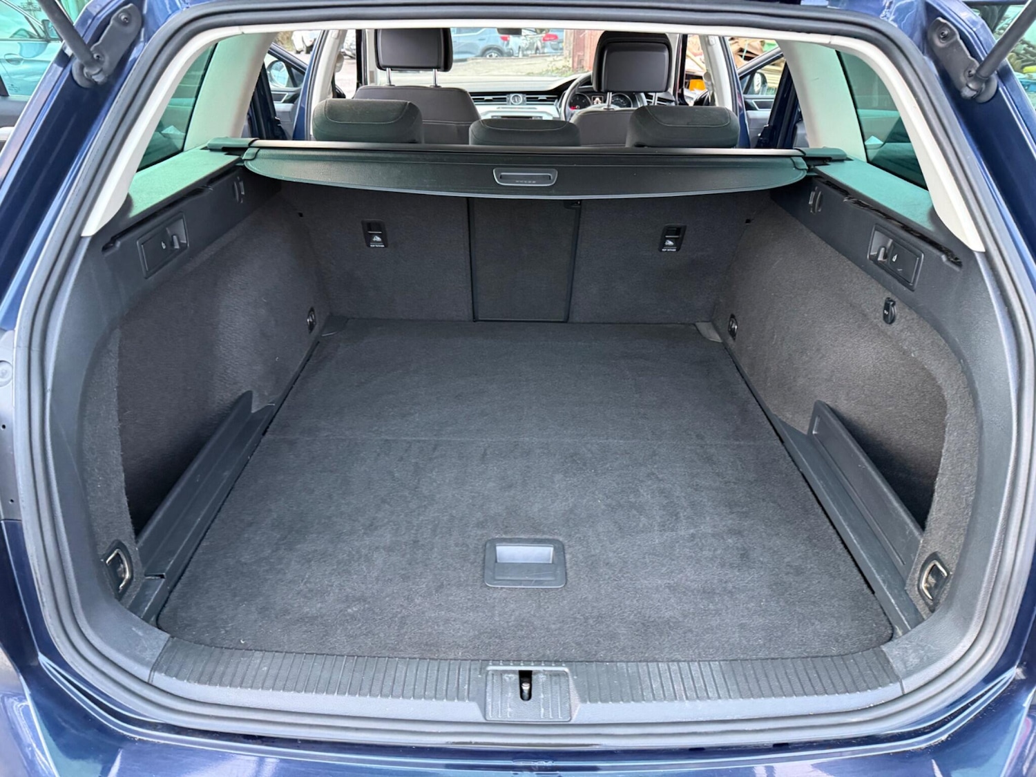 Used Volkswagen Passat 2015 for sale - 77598049: Photo 29