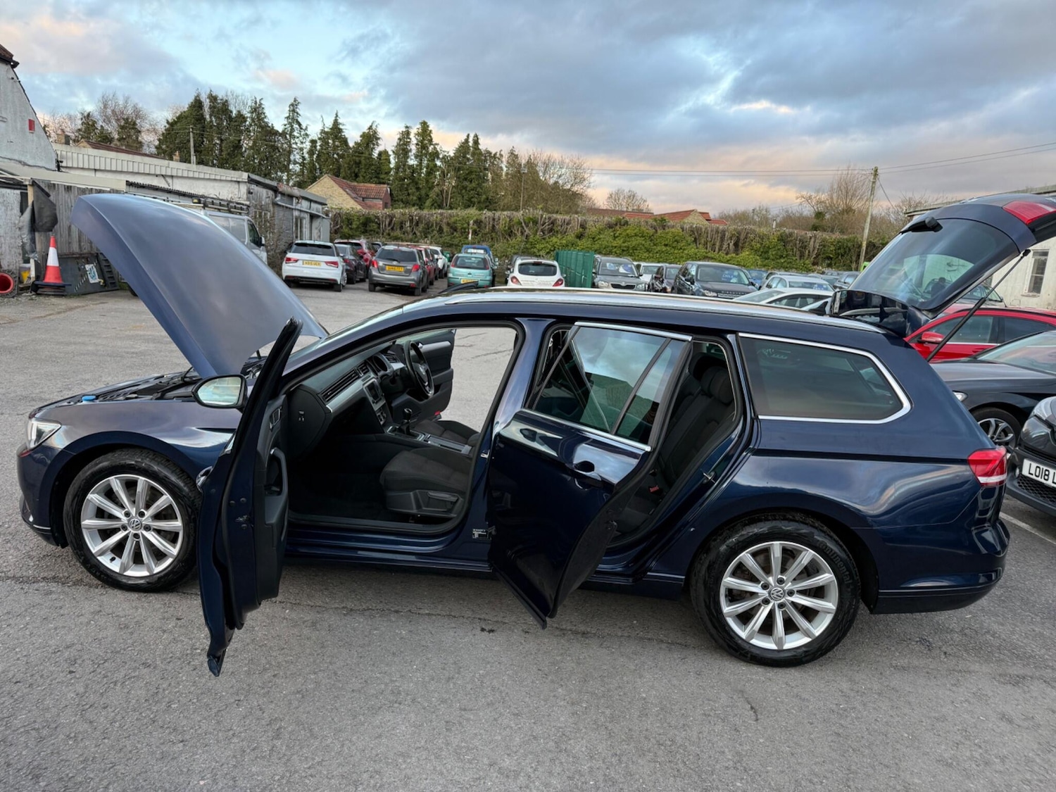 Used Volkswagen Passat 2015 for sale - 77598049: Photo 32